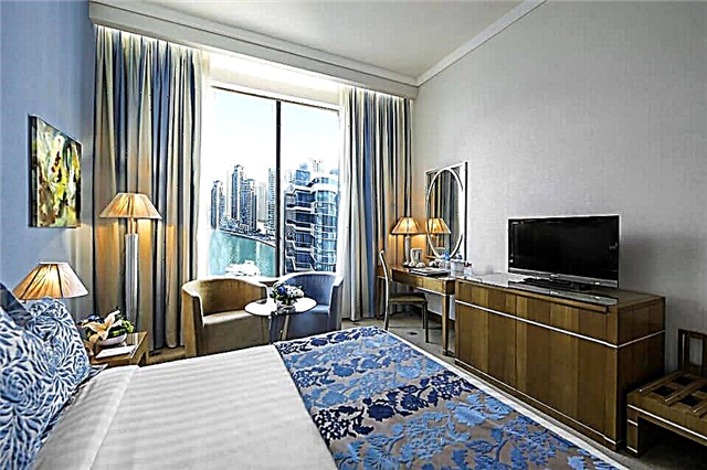 4 star hotels in Dubai with private beach