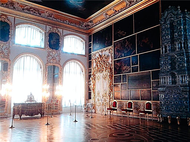 قصر كاثرين العظيم في سانت بطرسبرغ