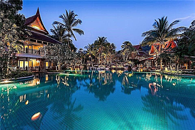 Hotel a Phuket con bungalow sulla spiaggia
