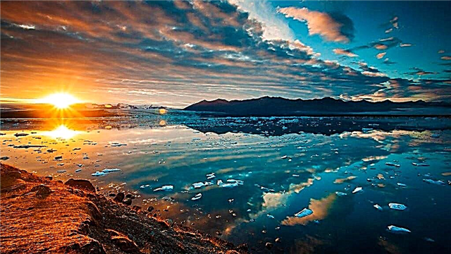 بحيرة جوكولسارلون الجليدية في آيسلندا