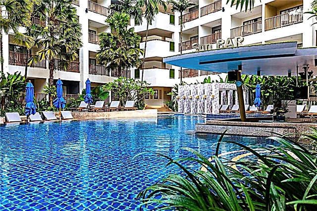 Hotels in Phuket am Strand von Patong