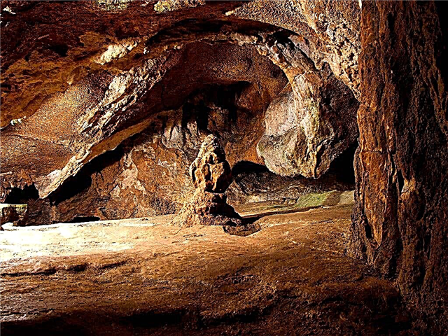 Red cave Kizil-Koba