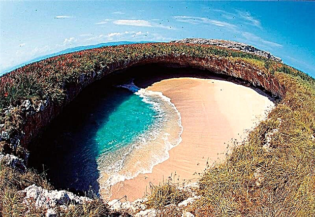 Hidden beach in Mexico
