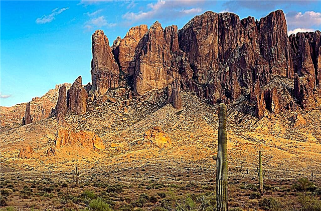 Mountains of Superstition in the USA