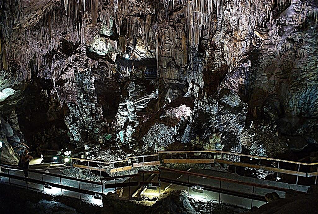 Nerja grottor i Spanien