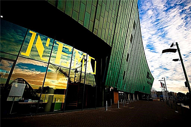 متحف نيمو في أمستردام