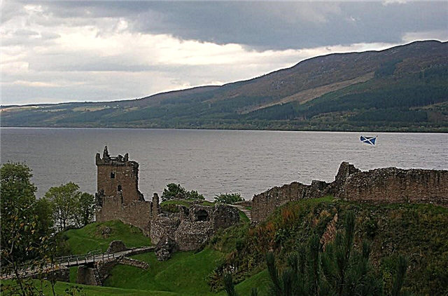 Loch Ness na Escócia