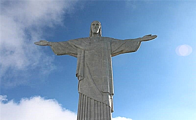 Estátua do Cristo Redentor no Rio de Janeiro