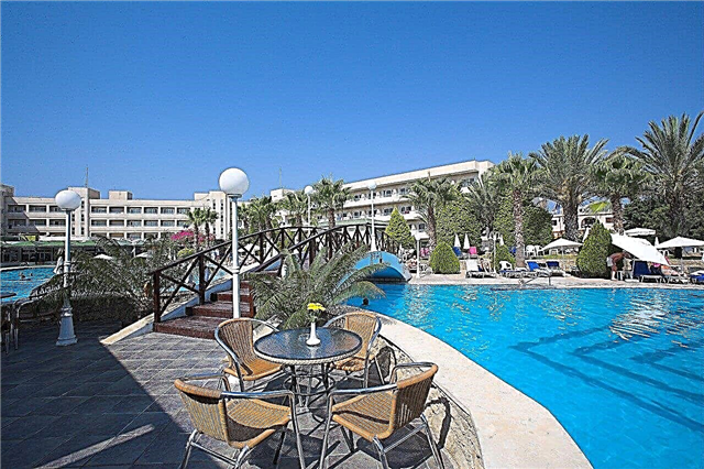 4hvězdičkové hotely v Paphosu all inclusive