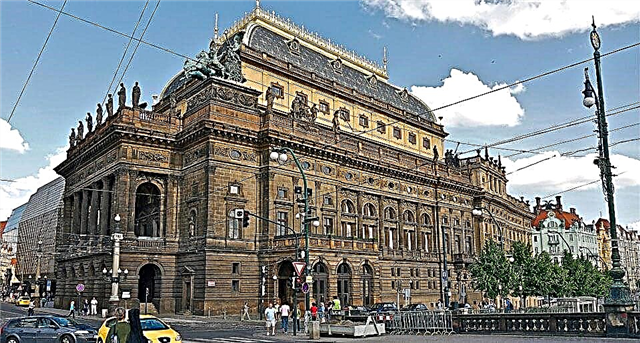 Prague National Theater - the pride of the Czech Republic