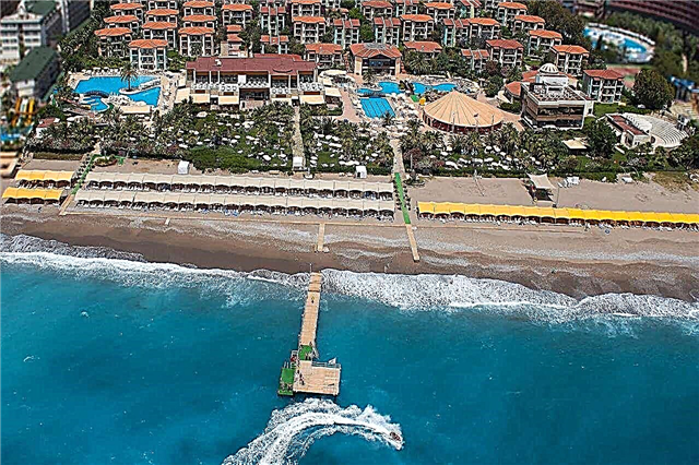 فنادق 5 نجوم في ألانيا على السطر الأول شاملة كليًا مع شاطئ خاص