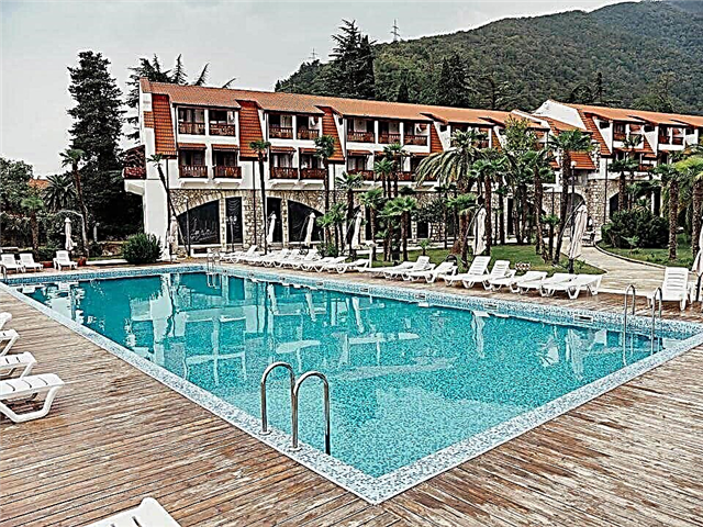 Hotel mit Pool Abchasien