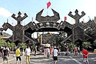 20 popular attractions on Hainan Island