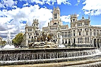 Madridin 25 parasta nähtävyyttä ja maamerkkiä