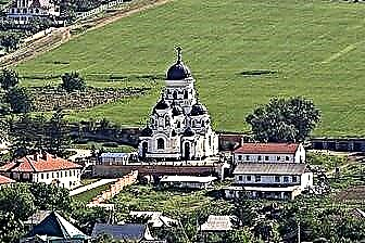 13 main attractions of Moldova